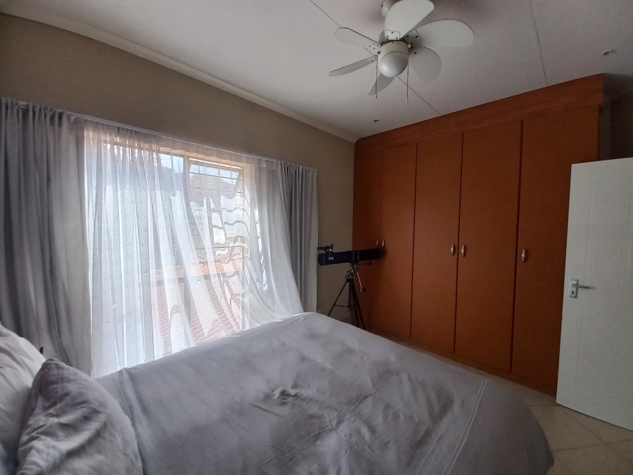 5 Bedroom Property for Sale in Cashan North West